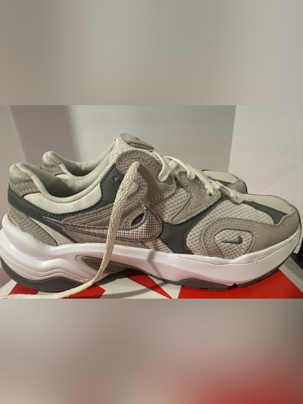 Women’s Nike AL8 Athletic Sneakers, White/Metallic Silver, Sz 8.5